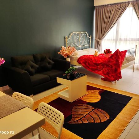 Cozy Studio Unit,Cyberjaya,Wifi, Netflix,Free Parking Extérieur photo