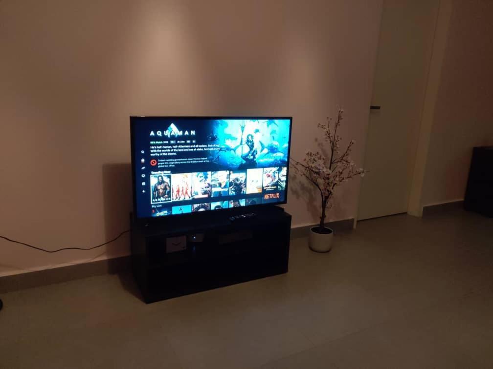 Cozy Studio Unit,Cyberjaya,Wifi, Netflix,Free Parking Extérieur photo