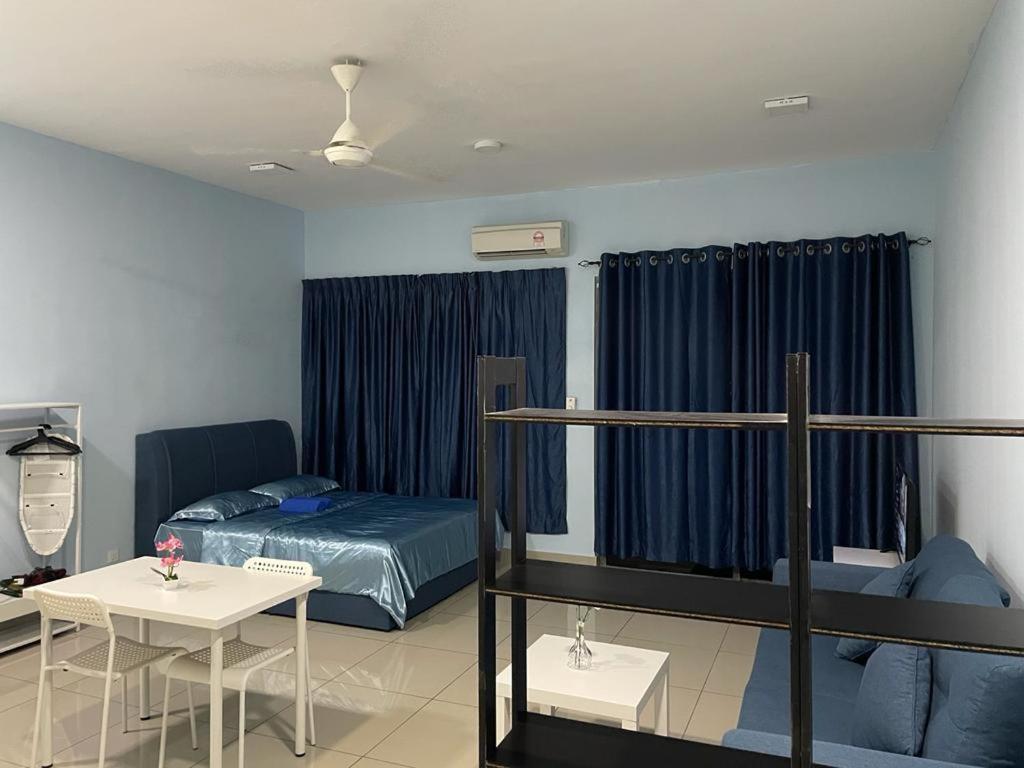 Cozy Studio Unit,Cyberjaya,Wifi, Netflix,Free Parking Extérieur photo
