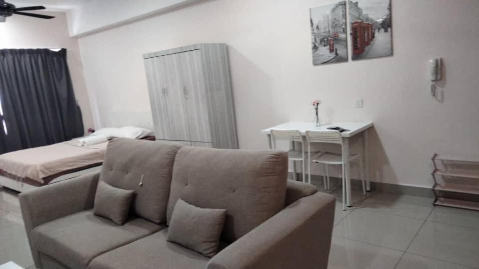 Cozy Studio Unit,Cyberjaya,Wifi, Netflix,Free Parking Extérieur photo